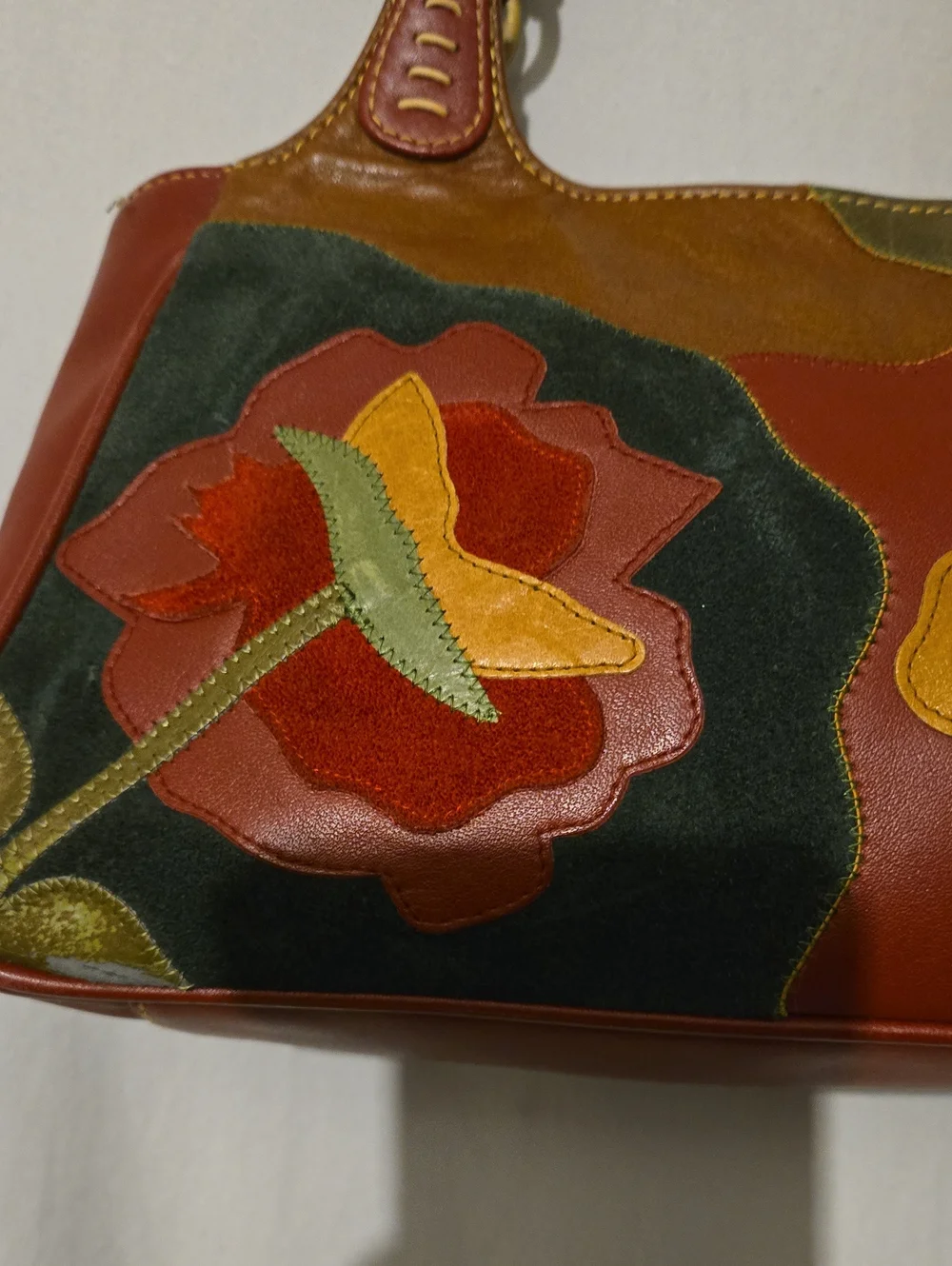 Rare Vintage Isabella Fiore Leather embroidered Hand bag